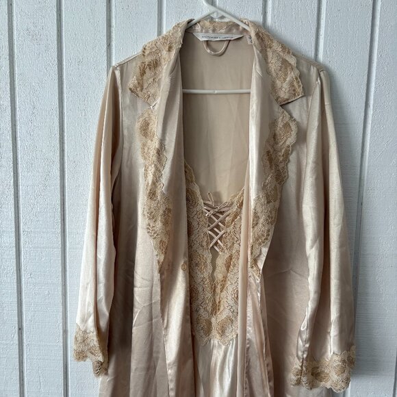 Victoria's Secret Floor Length Lace Nightgown and Robe Set - Picture 1 of 15